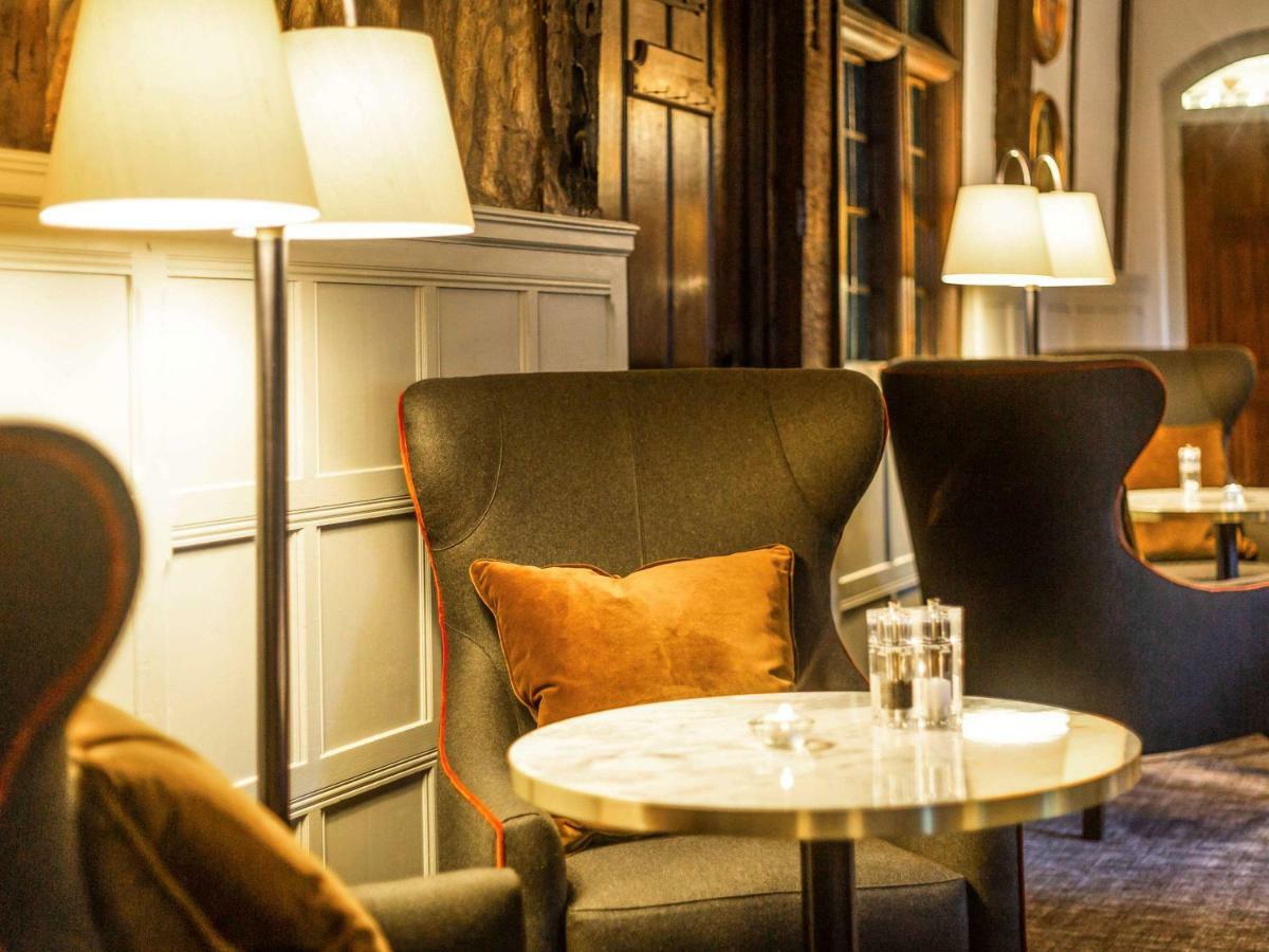Hotel Bush Farnham 4*